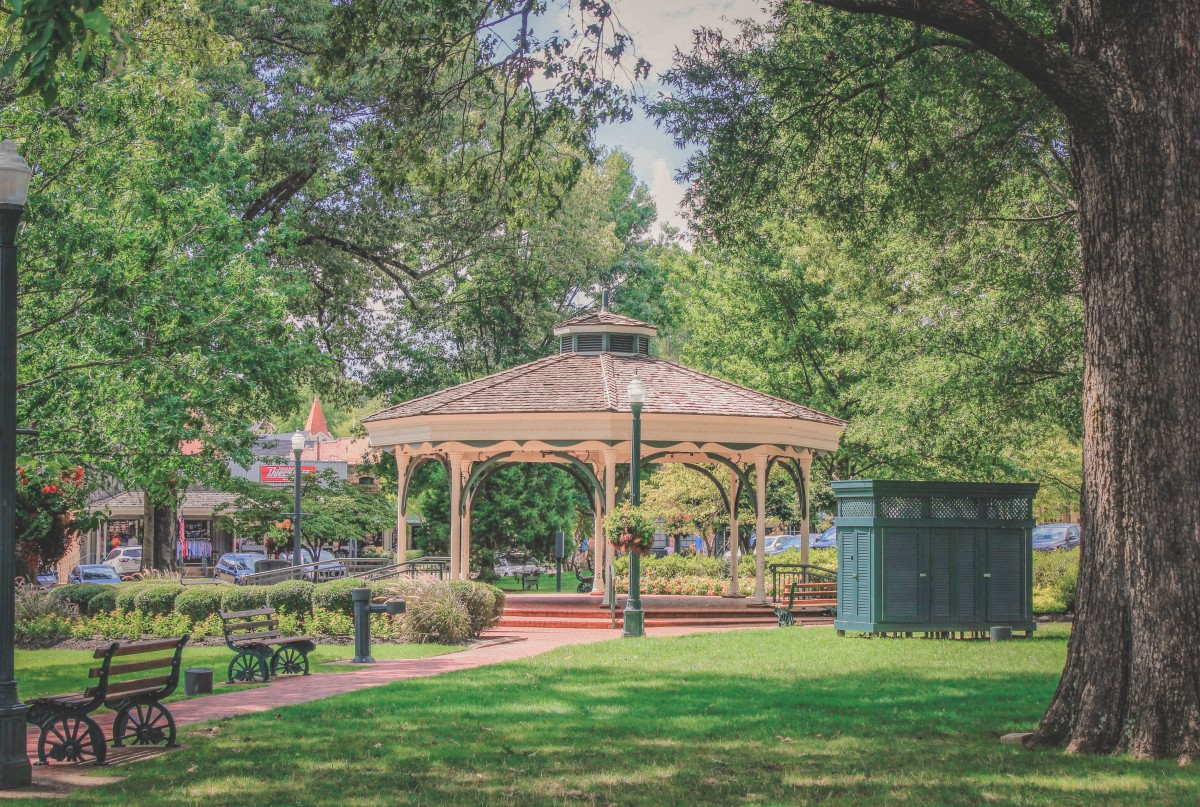 Collierville, TN
